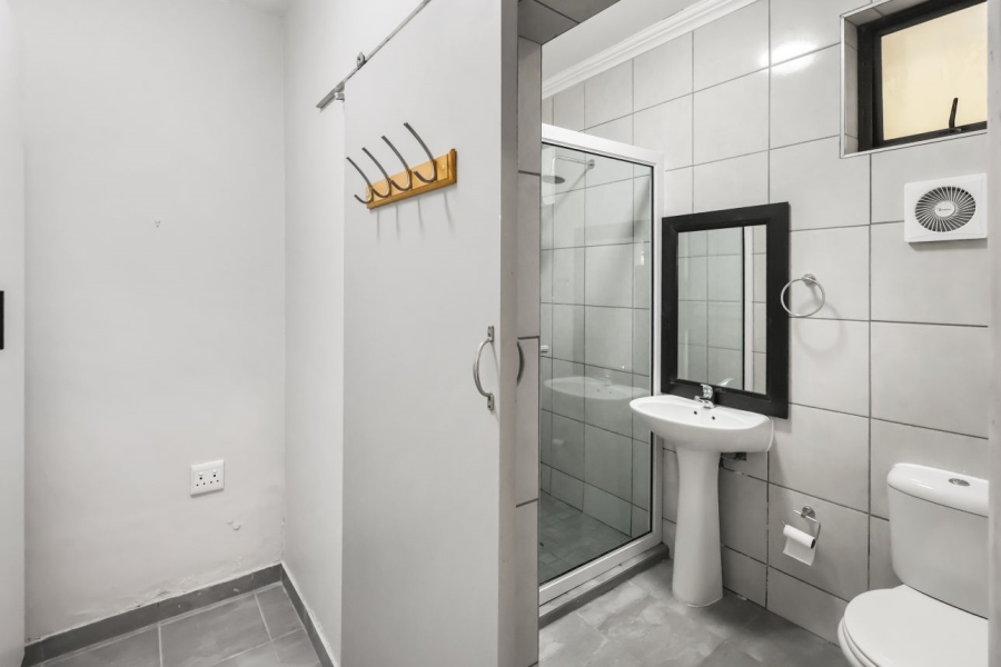 1 Bedroom Property for Sale in Vincent Eastern Cape